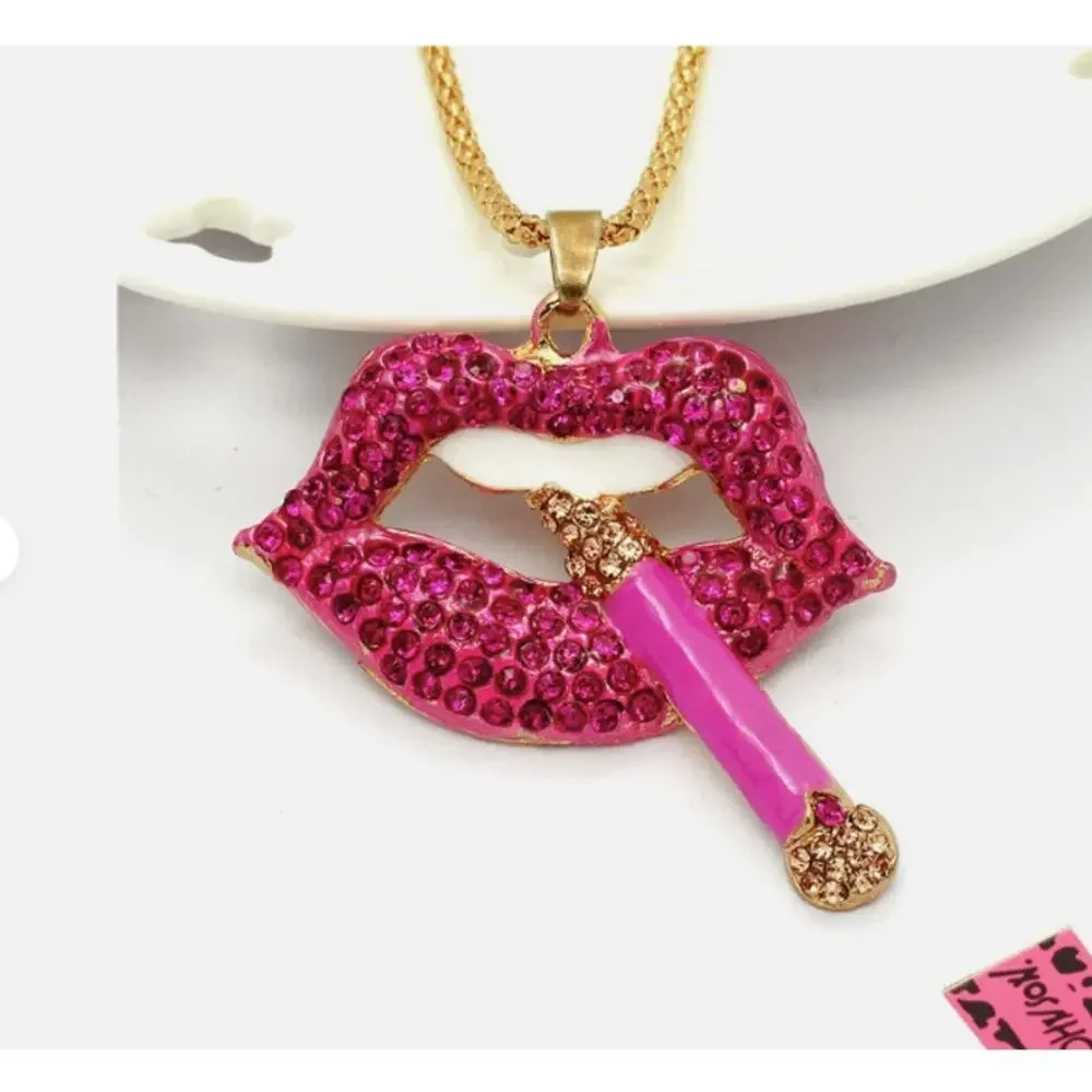 Betsey Johnson Smokin Lips Pink Rhinestone Necklace Gold Tone Statement NWT